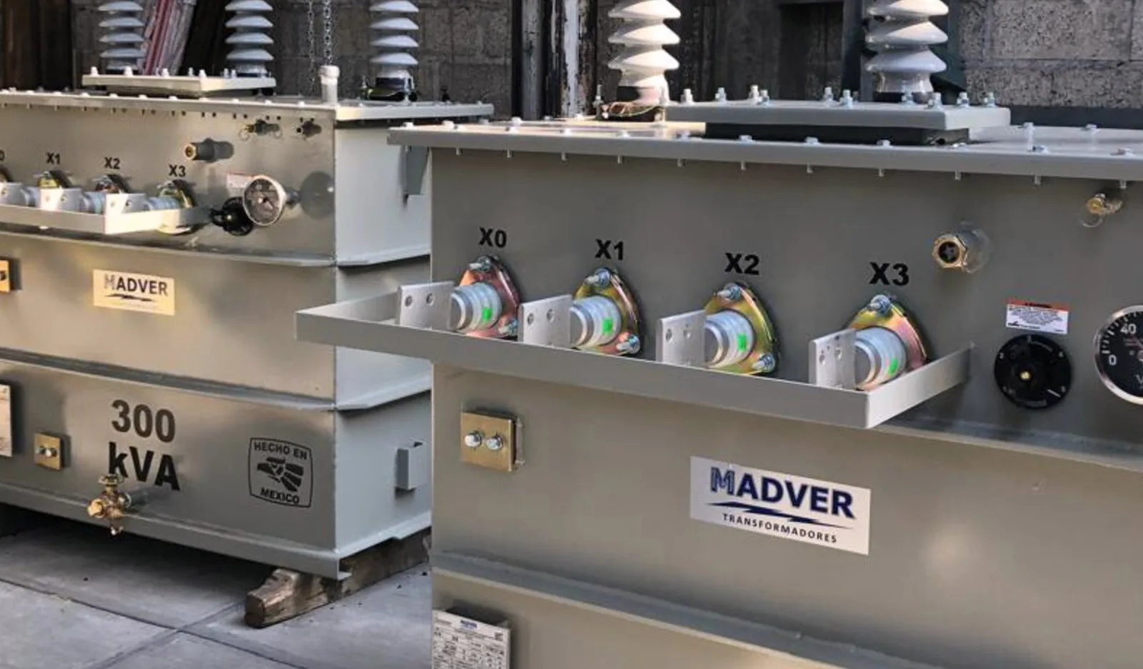 Transformadores tipo poste MADVER 300 kVA en taller